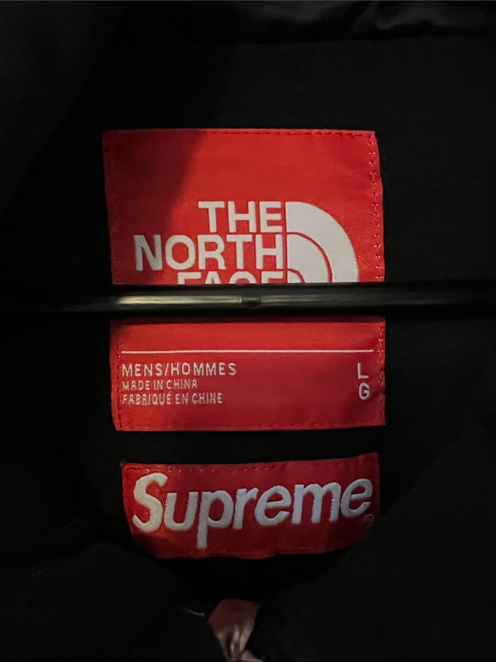 The North Face Supreme rose gold jacket size men’s L - Picture 2 of 9